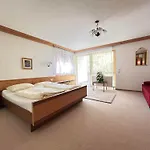 Apartamento Aaron Seefeld in Tirol