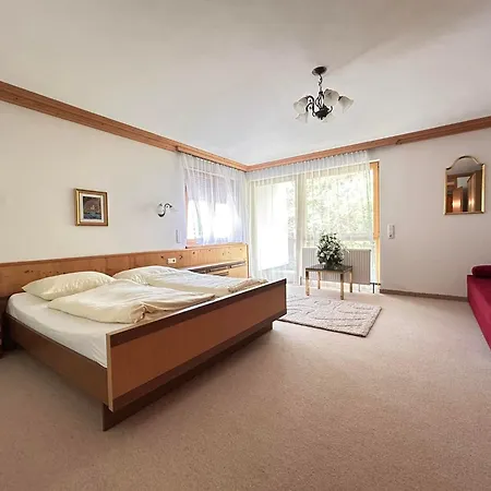 Apartment Aaron Seefeld in Tirol